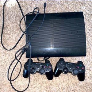 PS3, 2 controllers